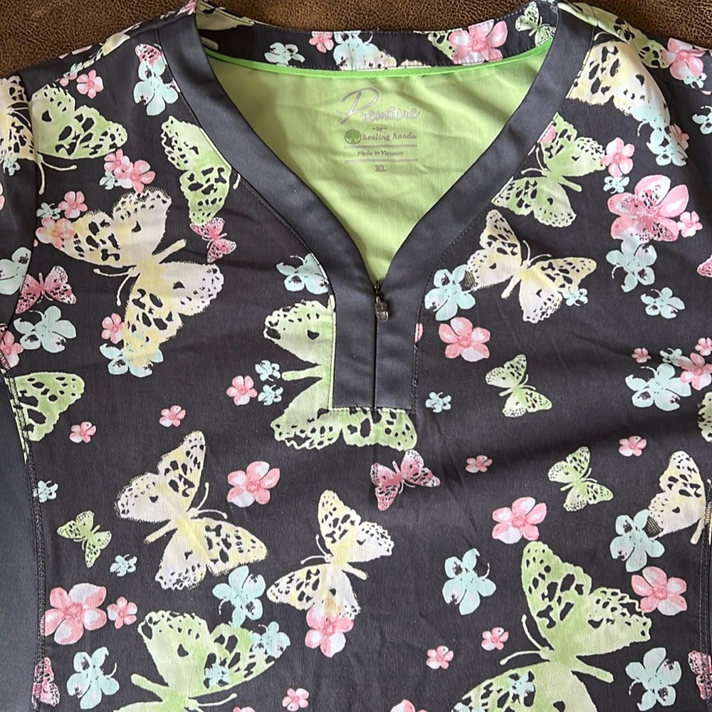 Healing hand scrub top